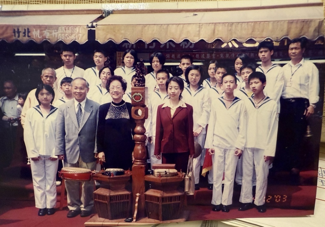 2003年呂秀蓮副總統訪視育賢國中北管社團